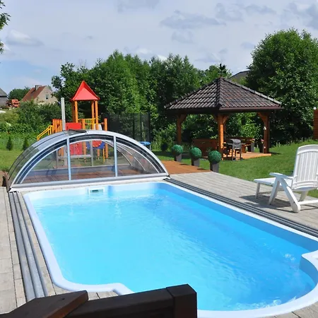 بيت للعطل Bagienice Z Basenem مارونجوفو